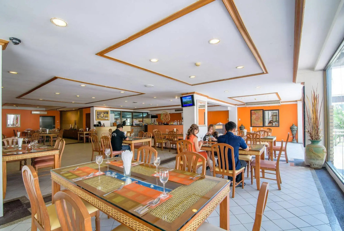 Golden Beach Cha-Am Hotel