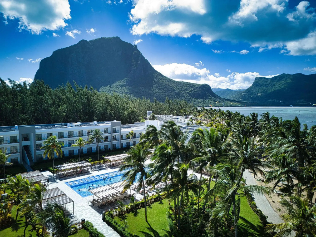 Отель Riu Turquoise