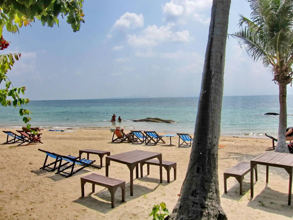 Thaniza Beachfront Resort