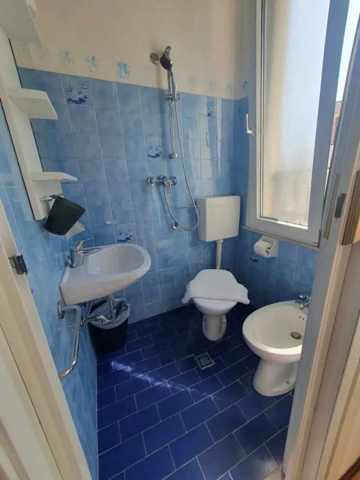 Hotel Young People Under 40