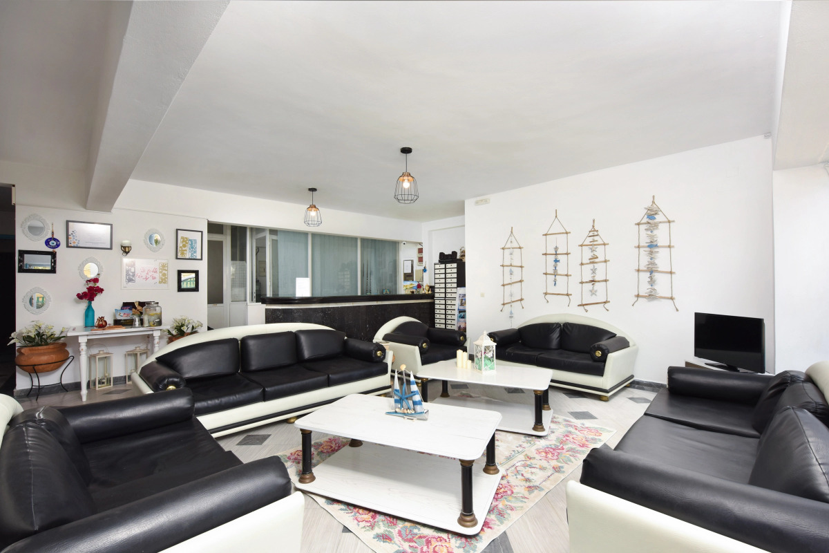 Aquarius Beach Eco-Hotel