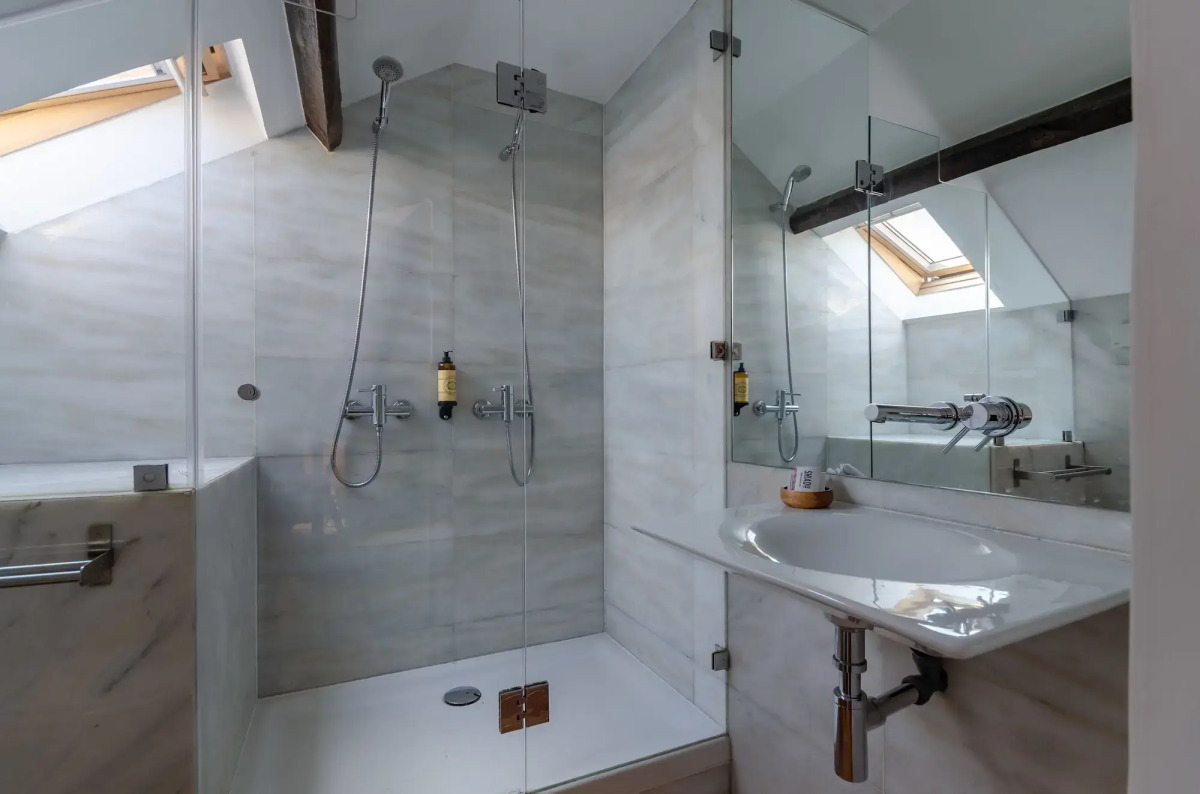 Quinta Colina by Shiadu