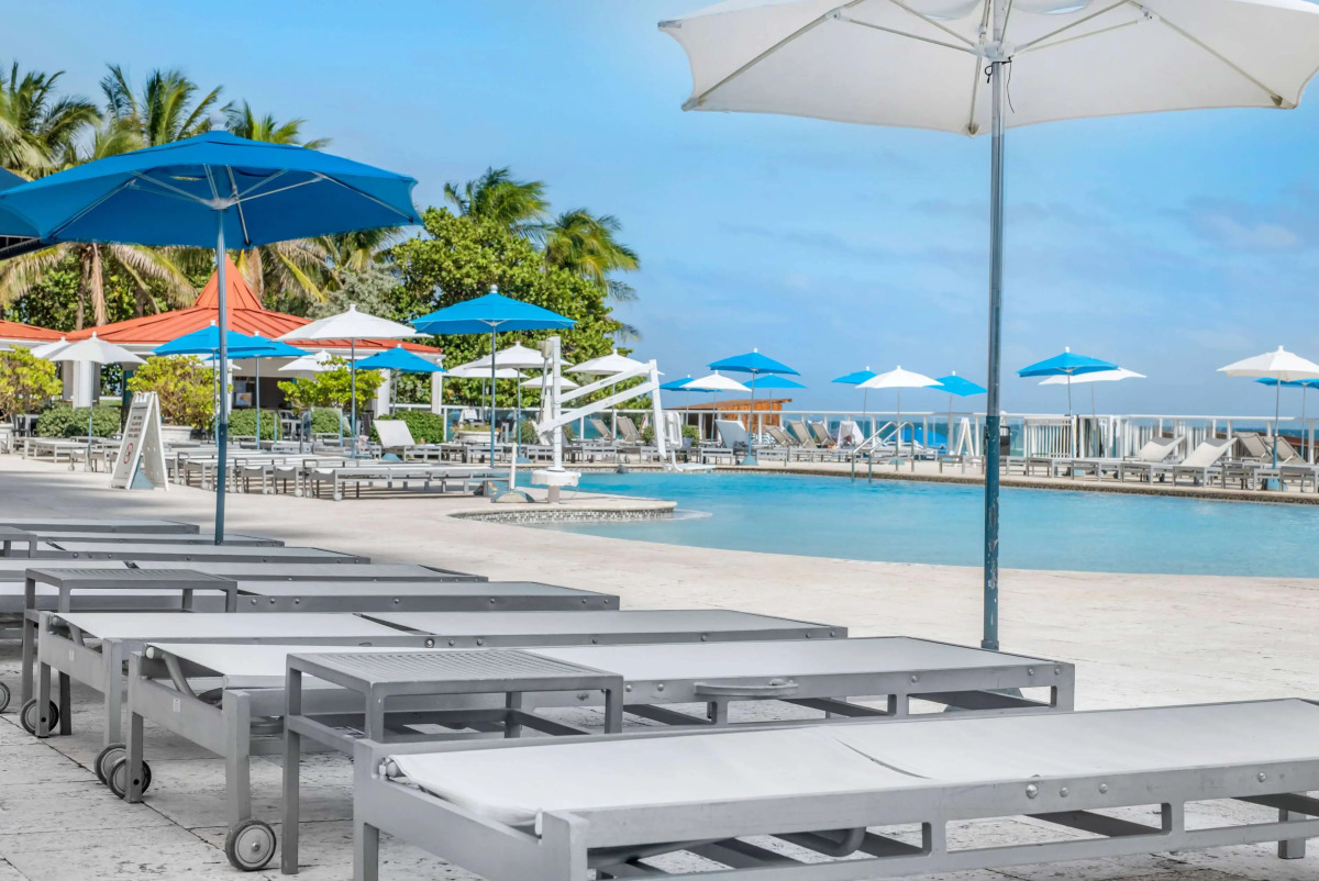 Ramada Plaza by Wyndham Marco Polo Beach Resort