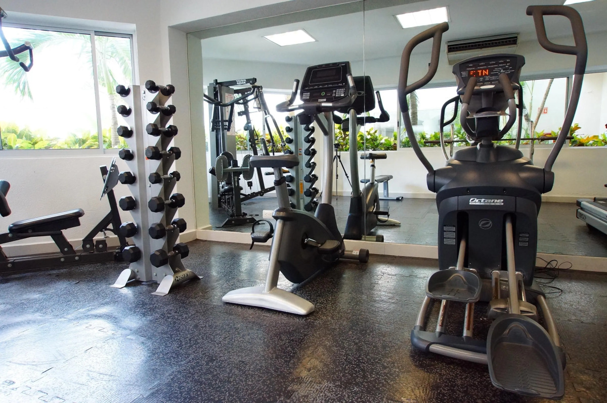 Отель Adhara Express