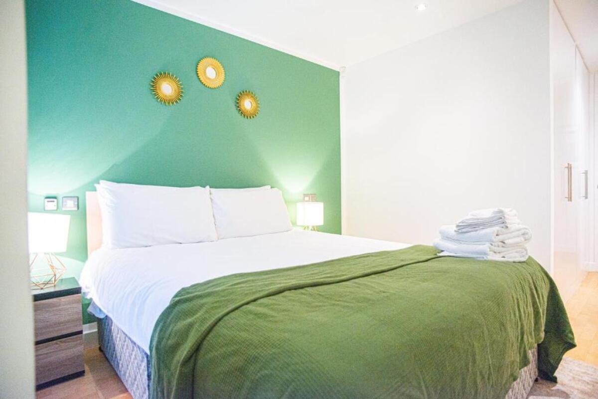 One Bed Serviced Apt in Farringdon