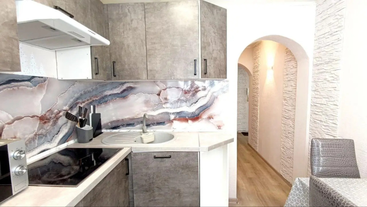 Уютный Север на улице Марата