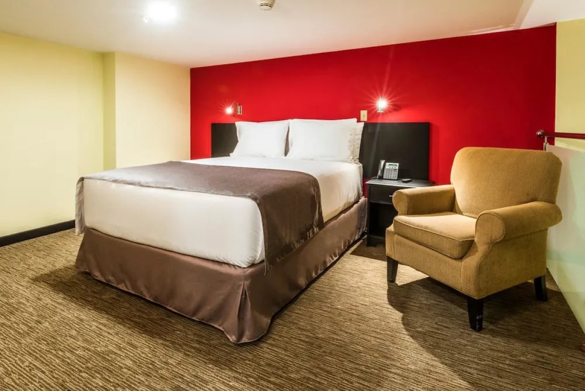 Urban Green Hotel & Suites