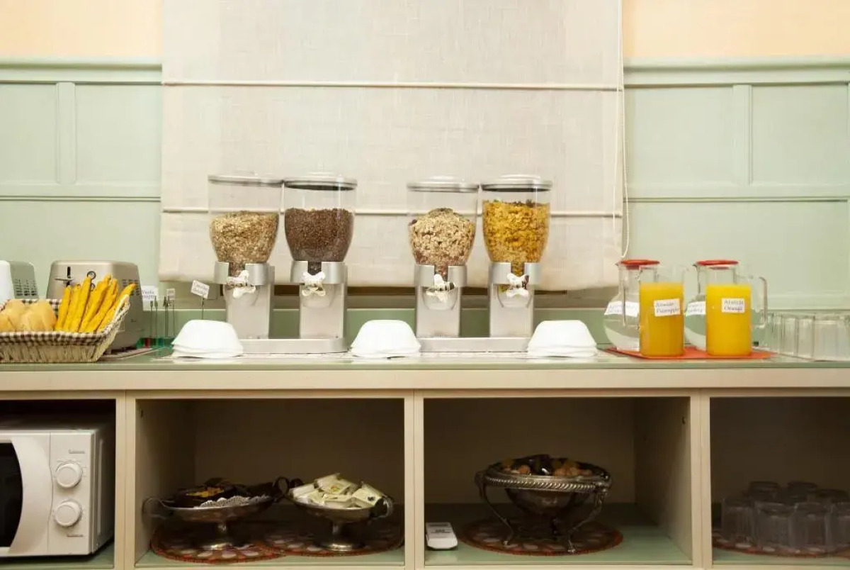 Отель San Guido Porta Volta