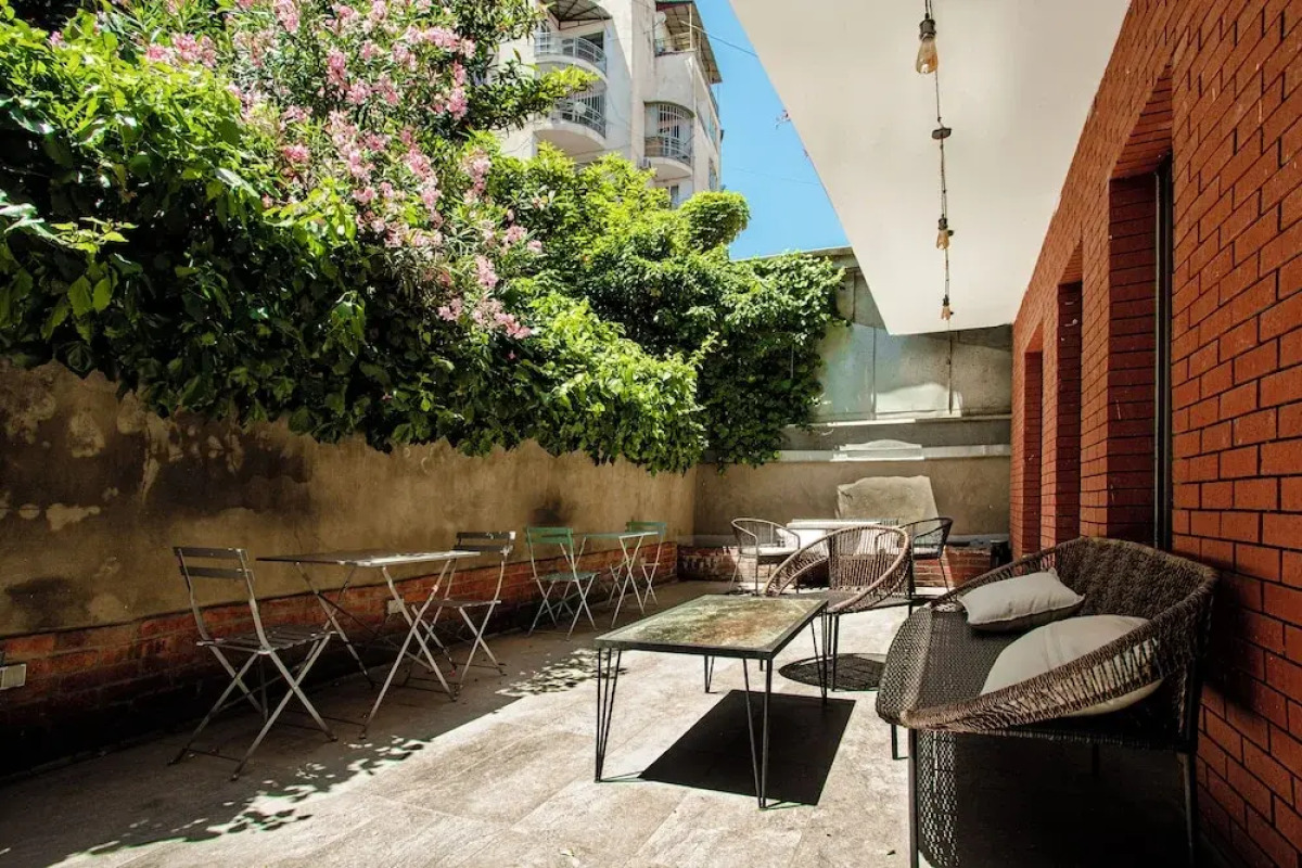 Отель The Tbilisi Pod