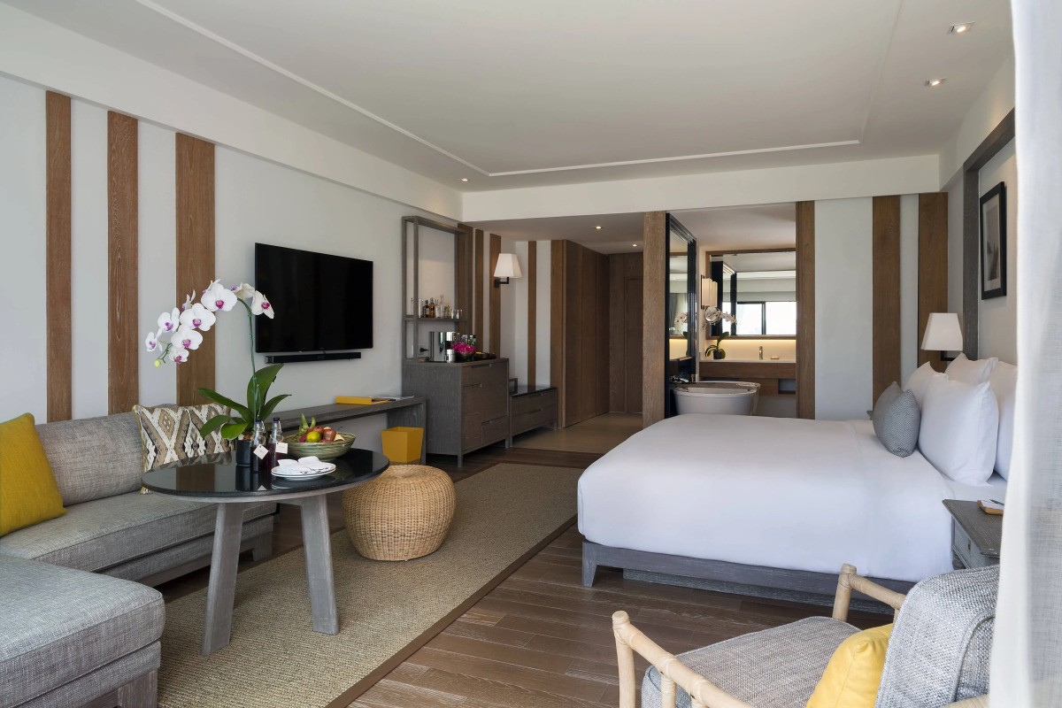 Отель The Nai Harn