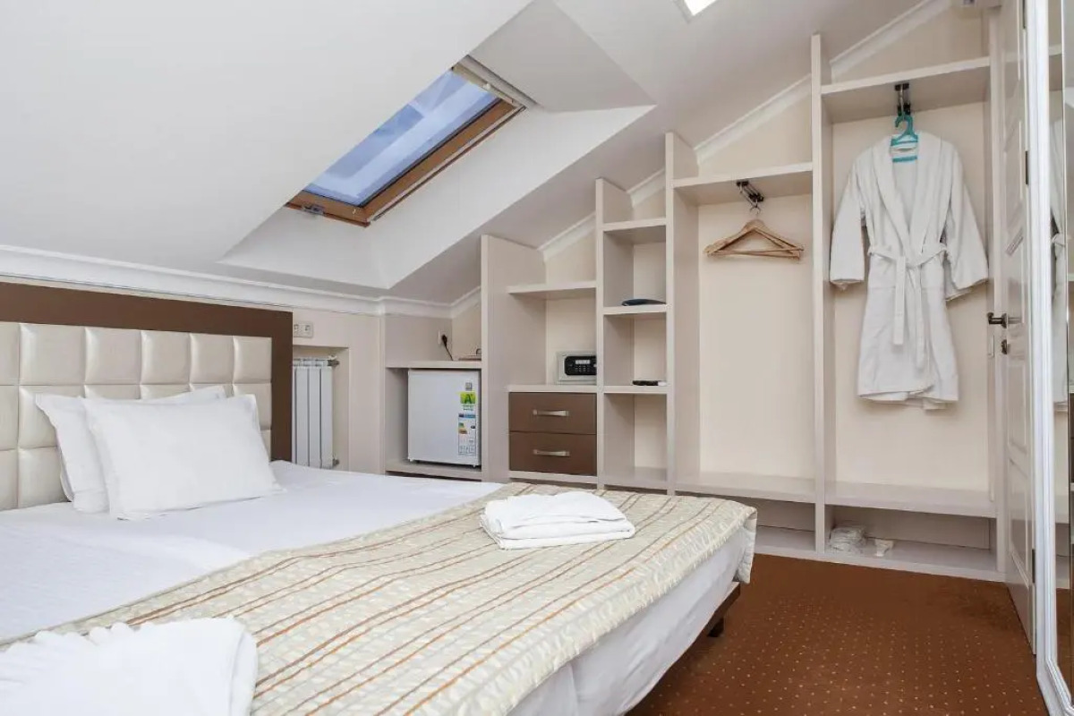 Мини-отель «Седьмое небо», ул. Евгения Коновальца