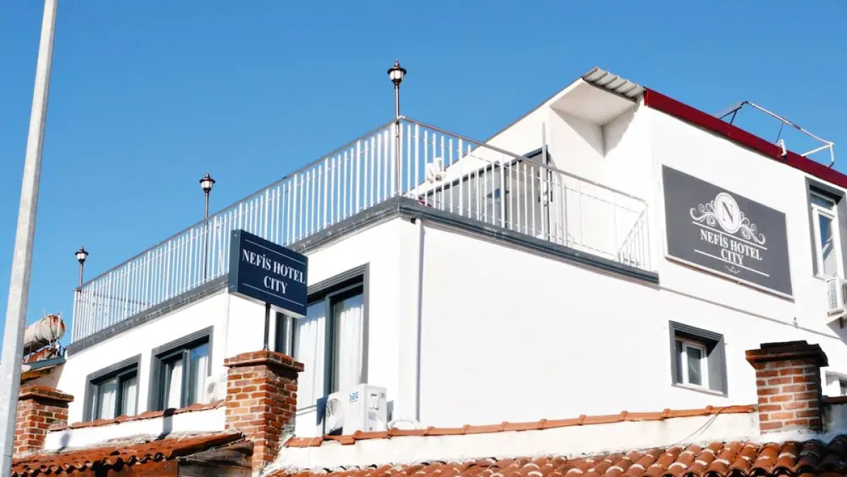 Nefis Hotel City