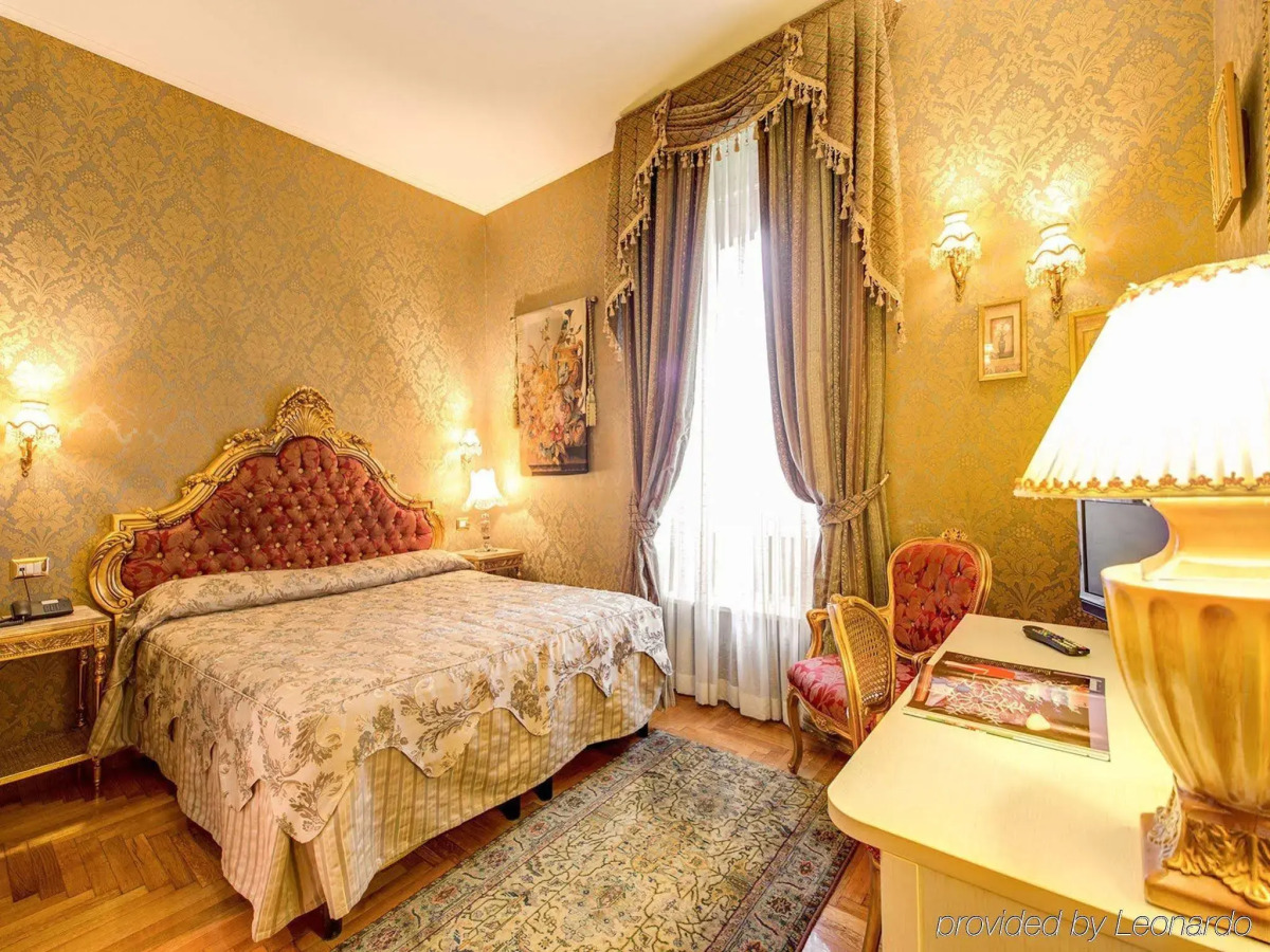 Domus Colosseo Hotel