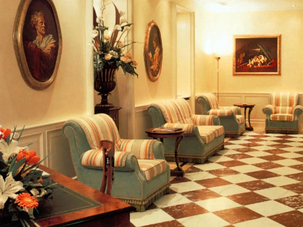 Andreola Central Hotel