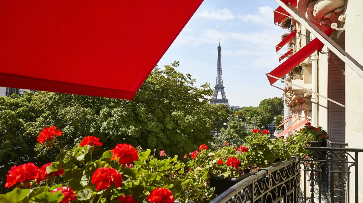 Отель Plaza Athenee