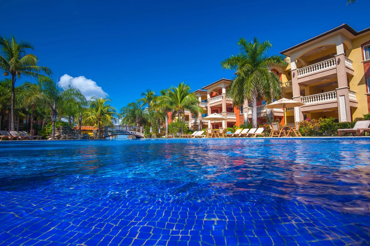 Infinity Bay Spa & Beach Resort