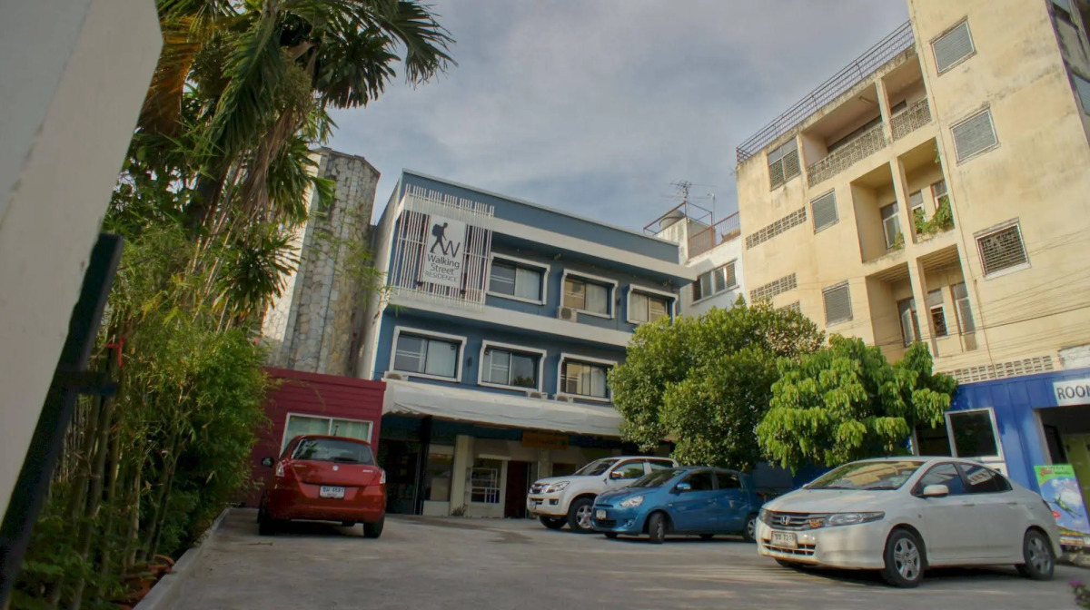 Walking Street Residence