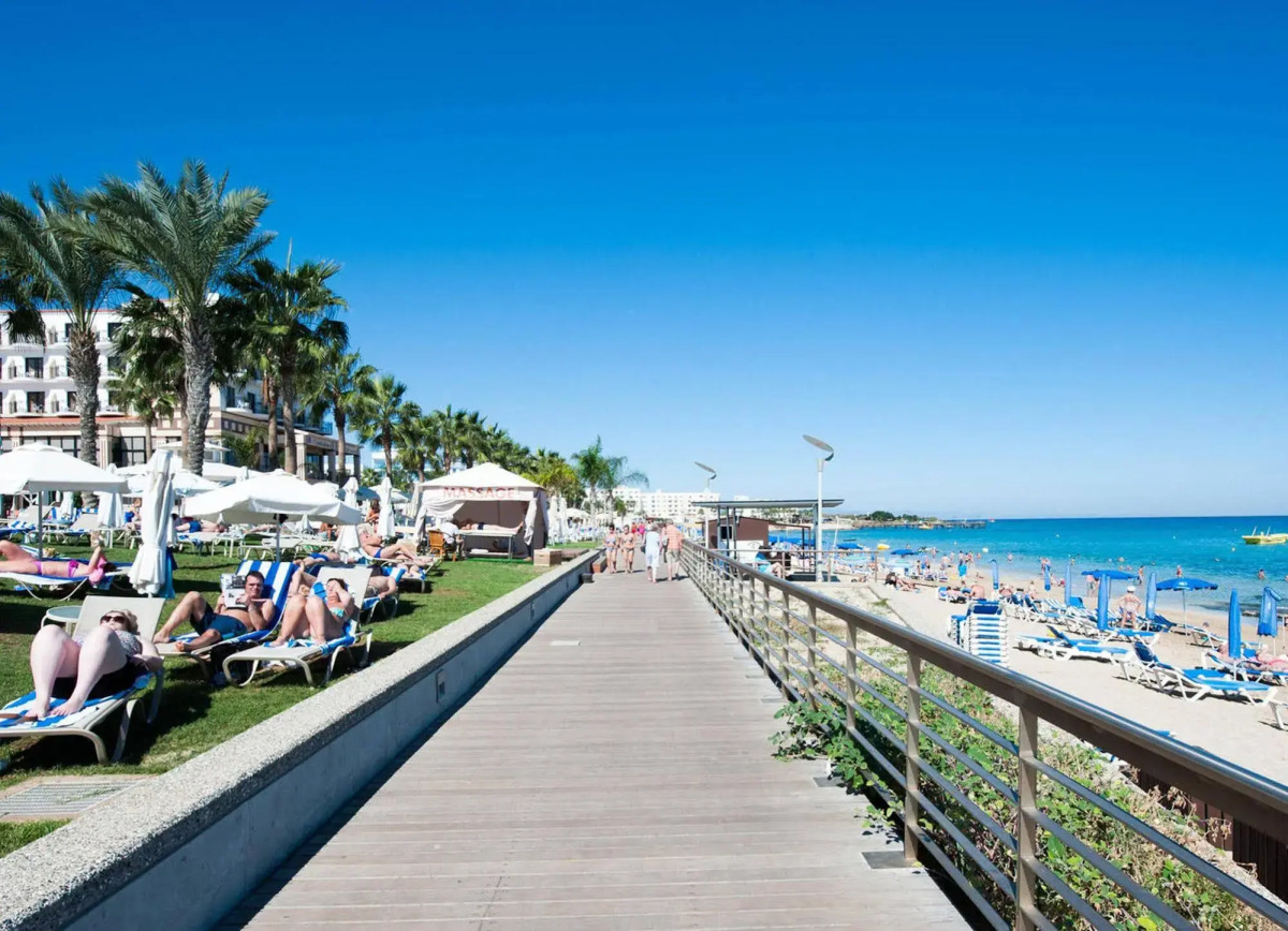 Vrissiana Boutique Beach Hotel