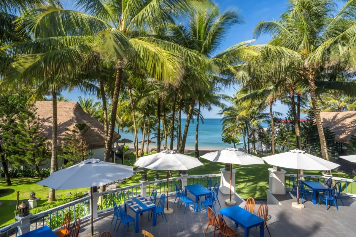 L'Azure Resort and Spa