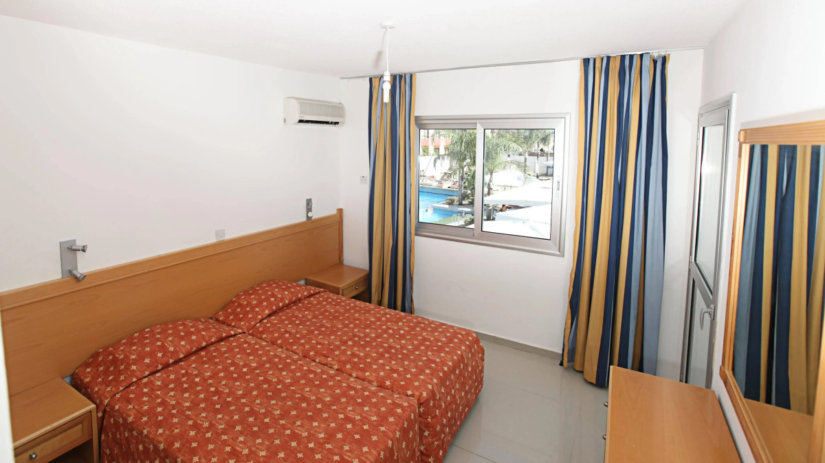 Tsokkos Holiday Hotel Apartments