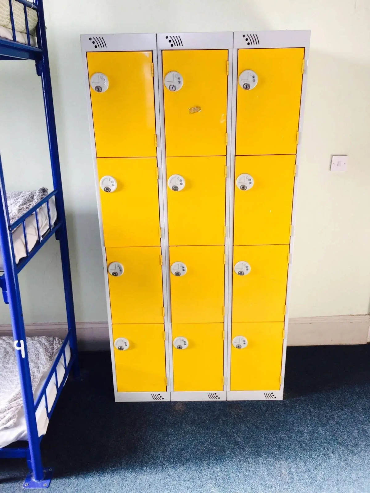 Arsenal Tavern Backpackers