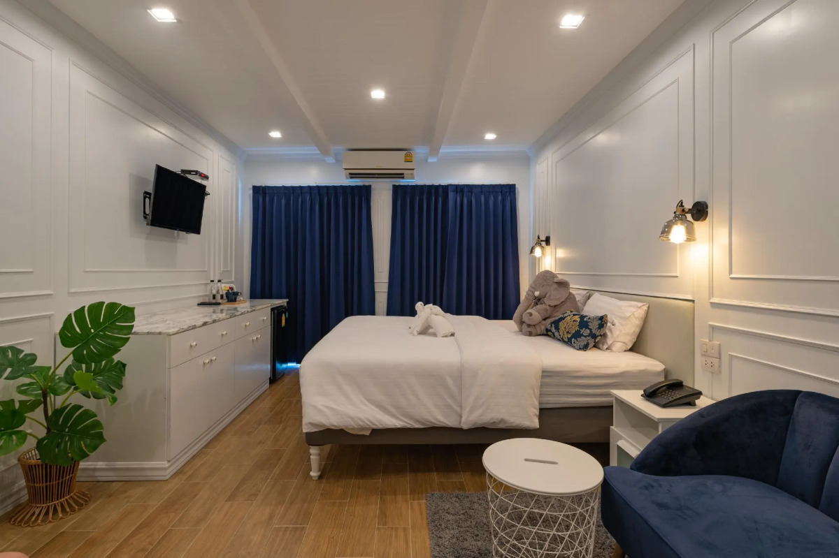 White Ivory Bed & Breakfast