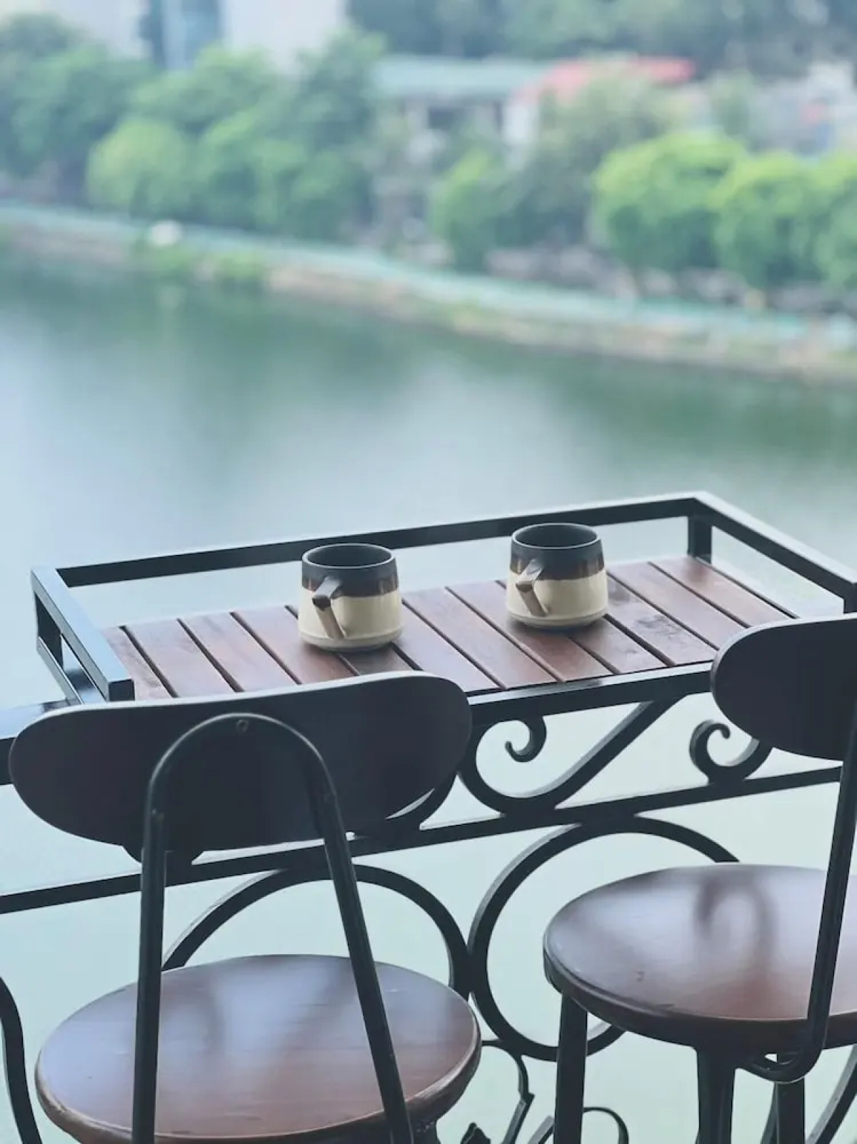 iRest Orange Tay Ho Lakeside Apartment