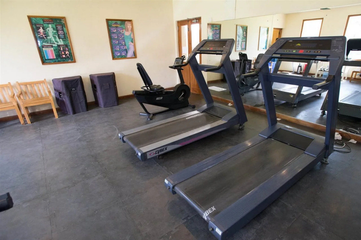 Mermaid Hotel & Club