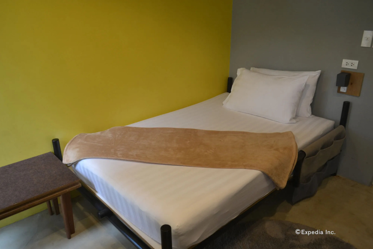 Spin Designer Hostel