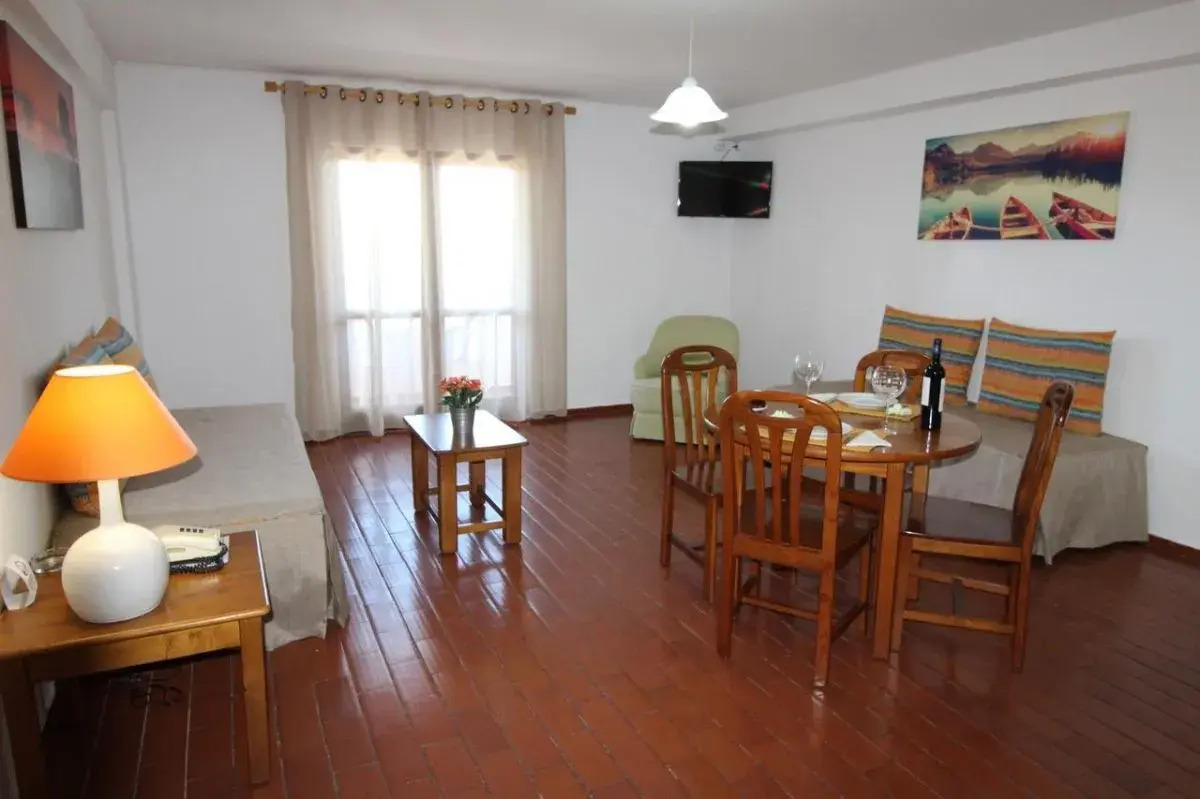 Отель Muthu Balaia Sol