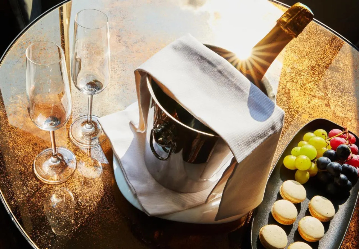 Plaza Tour Eiffel Hotel