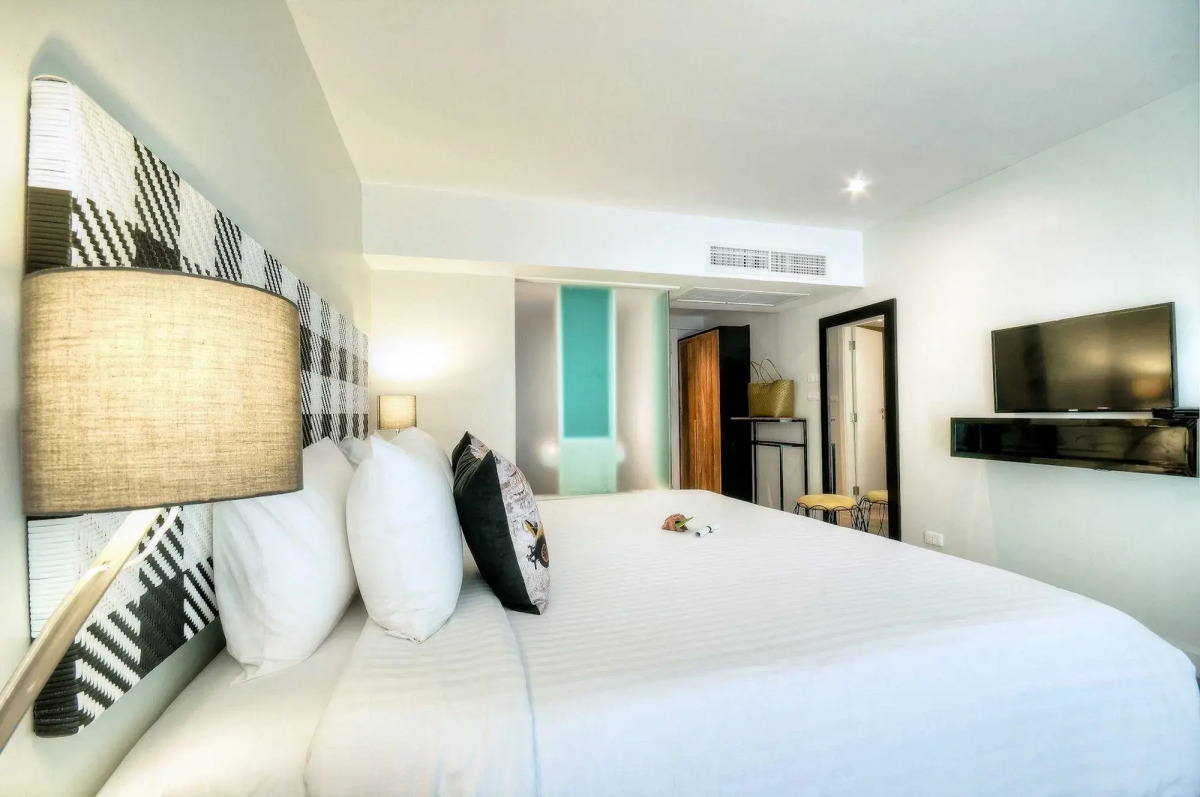 Burasari Phuket Resort & Spa