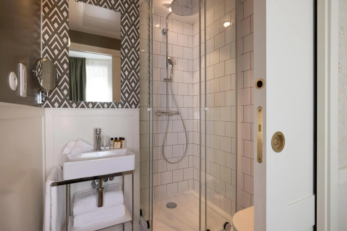 Le Petit Oberkampf Hotel & Spa