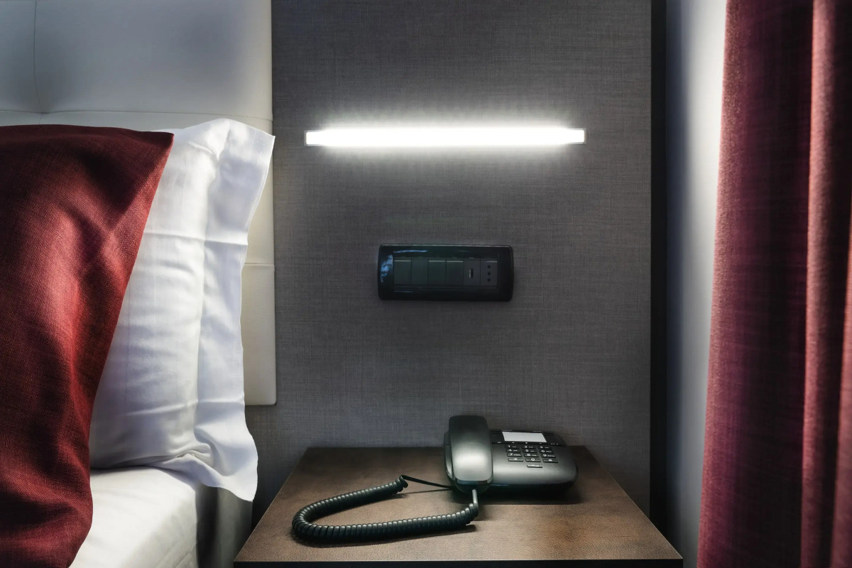 Отель Varese Roma