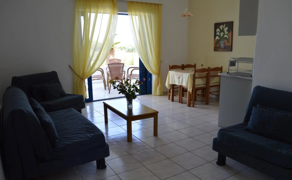 Oasis Hotel Kyparissia