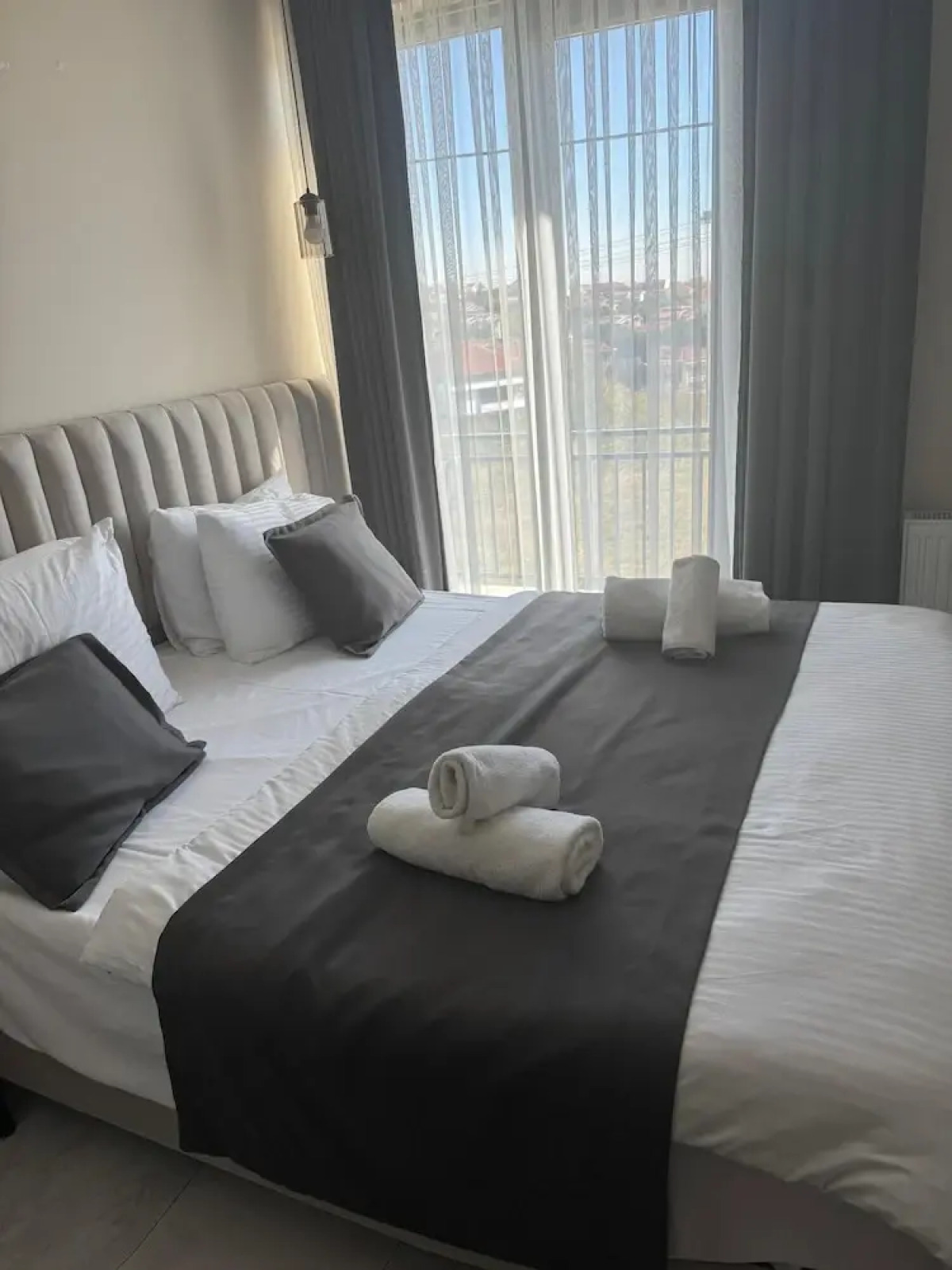 D Twins Airport Hotel