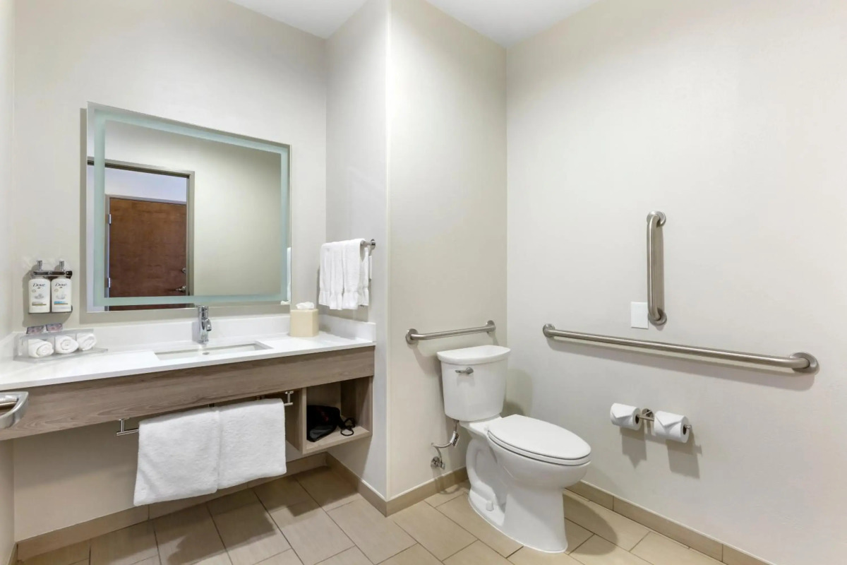 Holiday Inn Express Hotel & Suites Belgrade by IHG