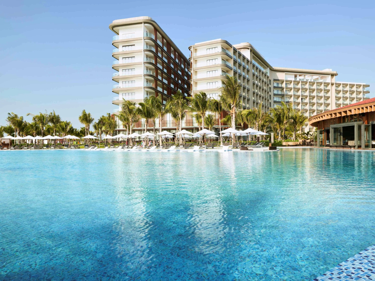 Курортный отель Mövenpick Resort Waverly Phu Quoc