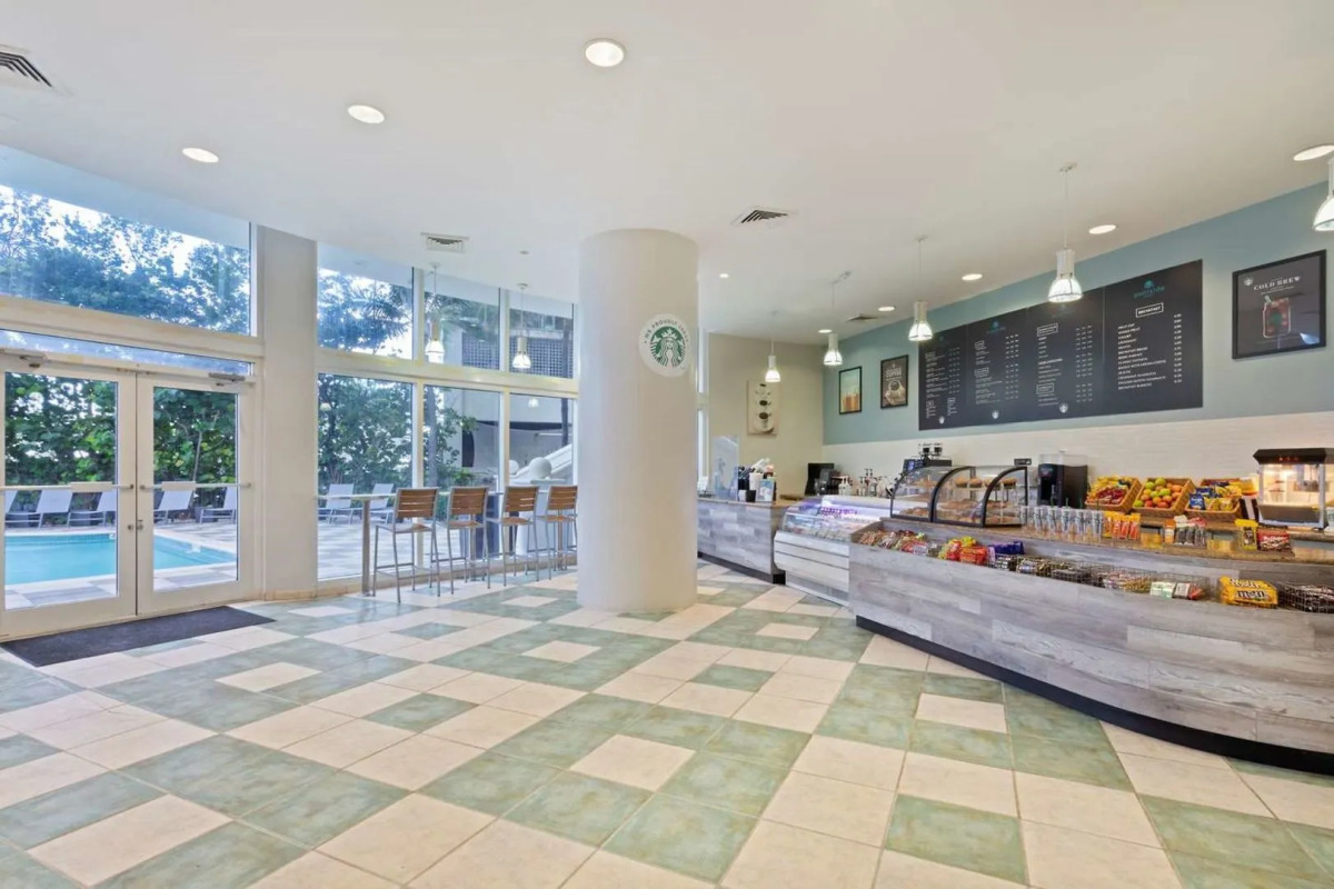 DoubleTree Resort & Spa by Hilton Ocean Point-N. Miami Beach