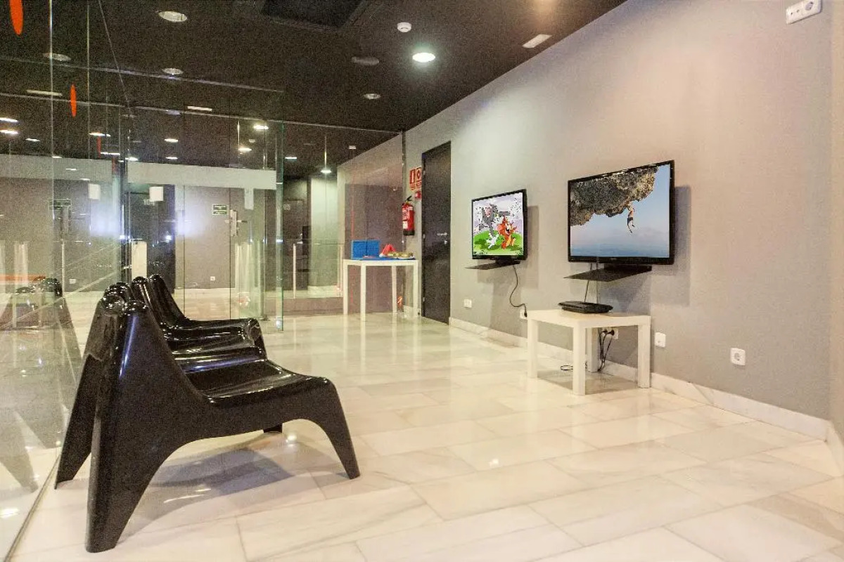 Отель Barna House Hotel