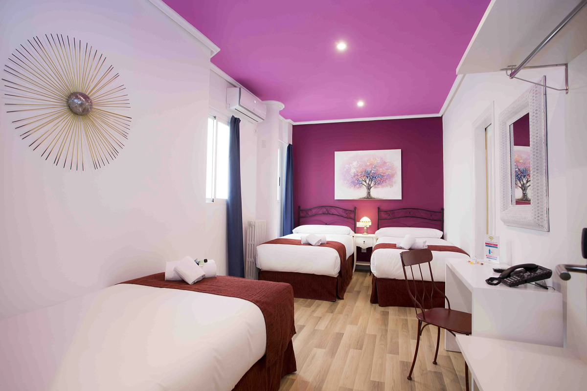 Casual Vintage Valencia Hotel