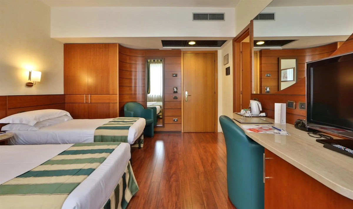 Hotel Mirage, Sure Hotel Collection by Best Western