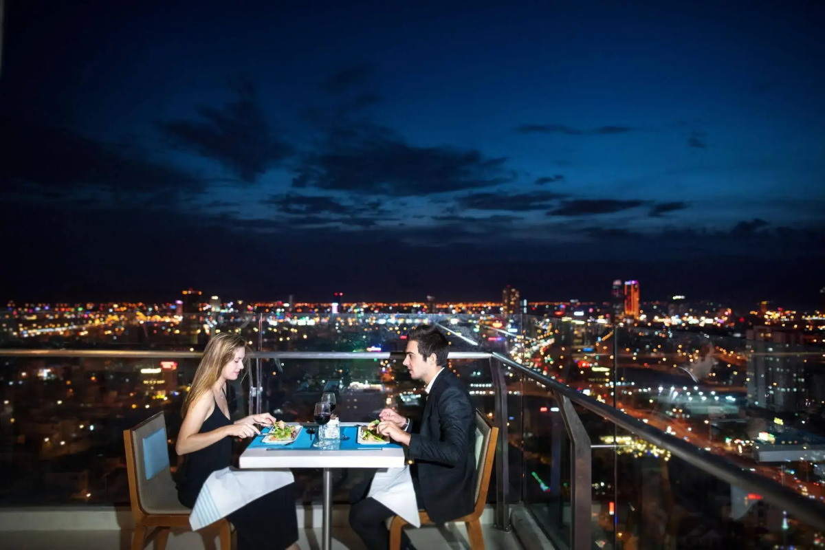 A La Carte Da Nang Beach