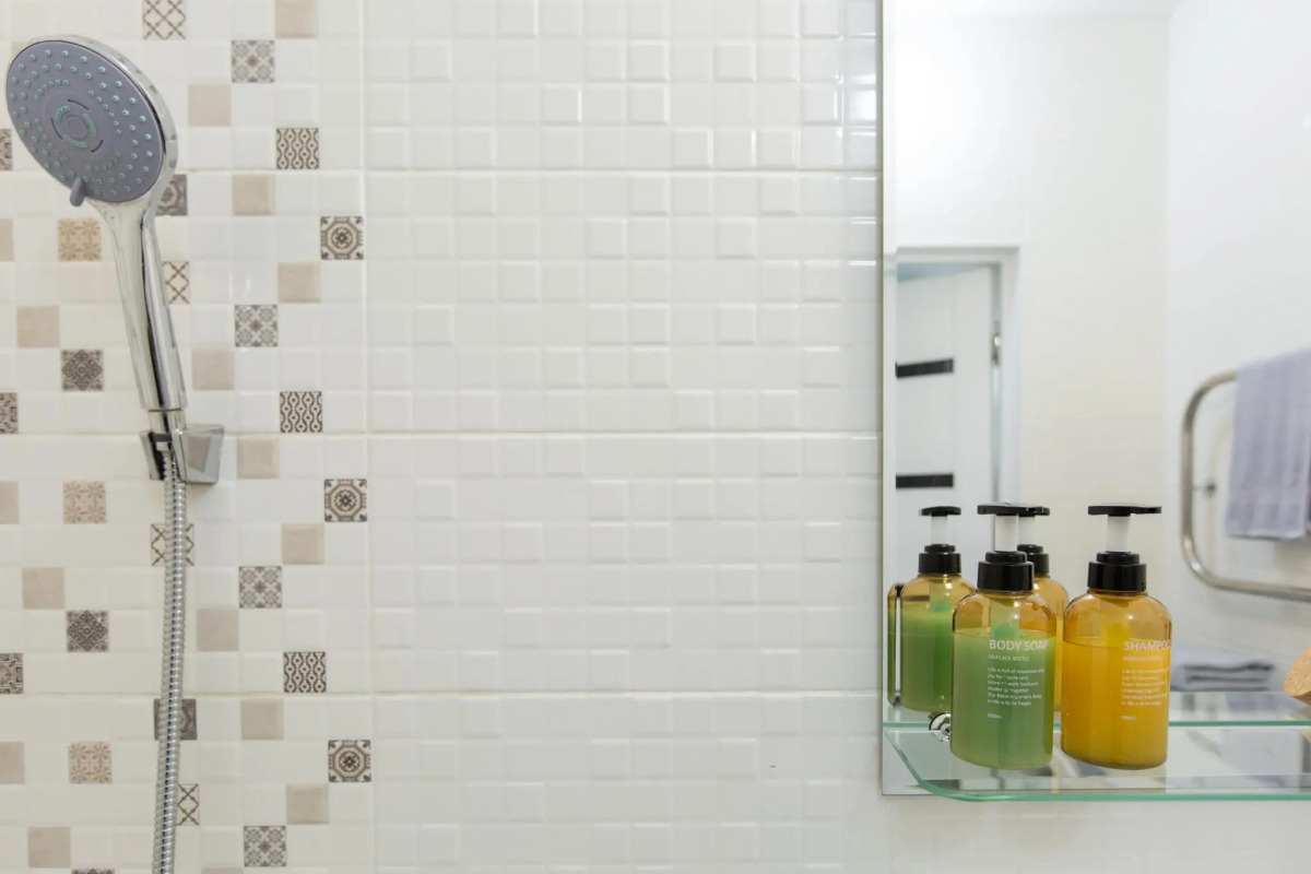 4 Ugla (Четыре угла) на Максима Горького 161