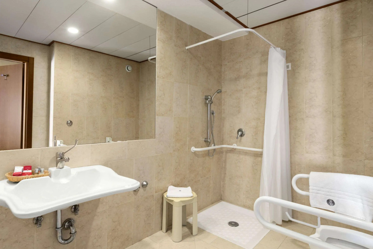 Ramada by Wyndham Naples