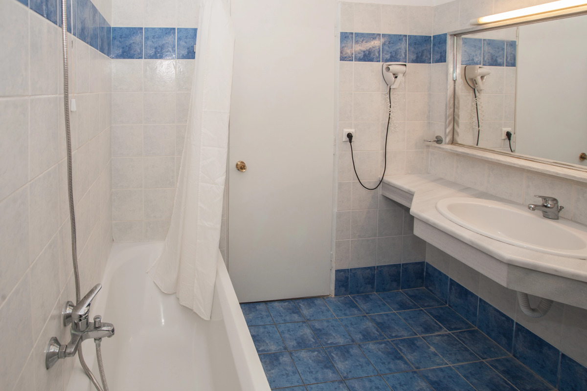 Отель Alexandros 