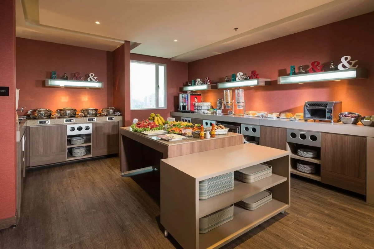 Hampton By Hilton Cartagena