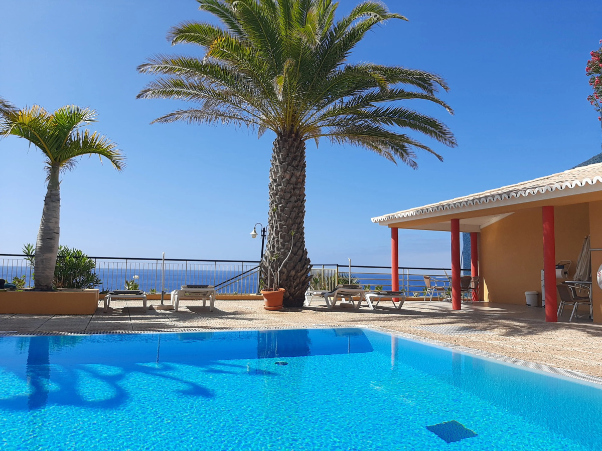 Отель Cais da Oliveira