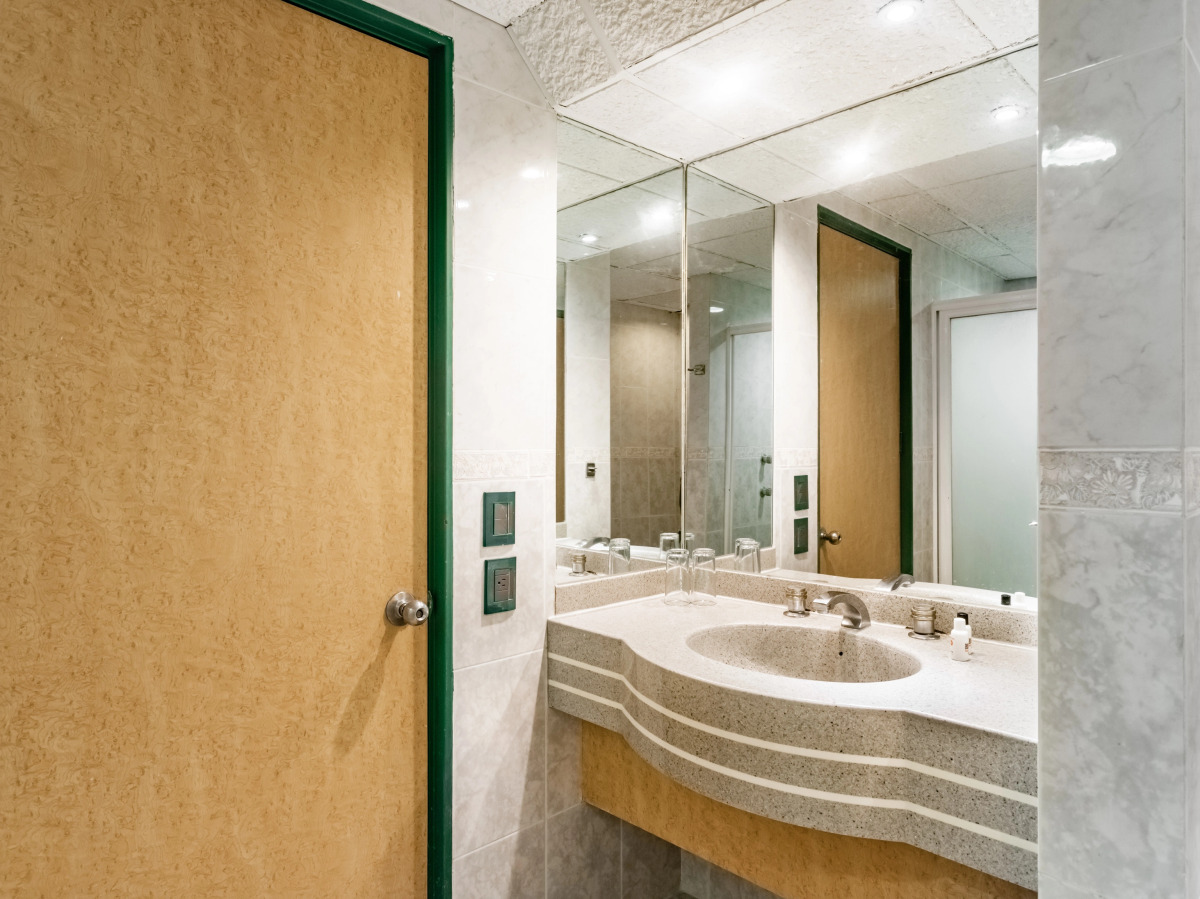 Capital O Andrade, Mexico City