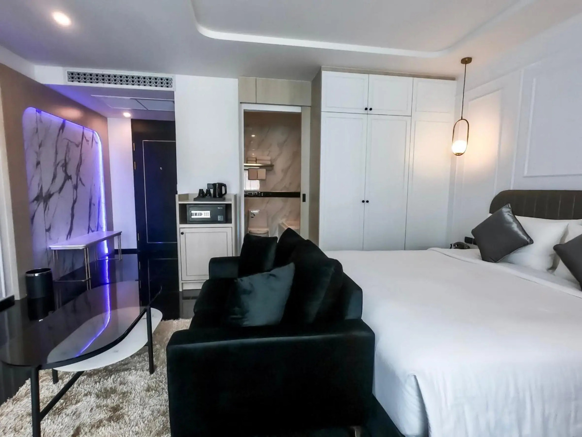 Ratri Hotel Phuket Old Town